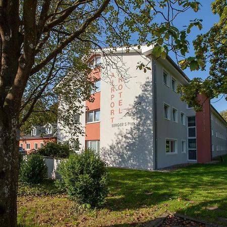 Bergers Airporthotel Memmingen Memmingerberg Exterior foto